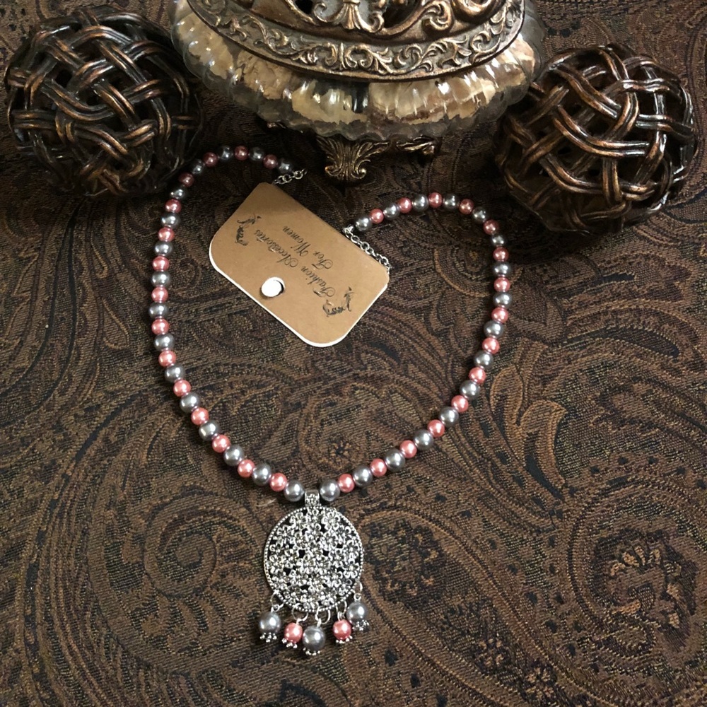 New with tag handmade necklace